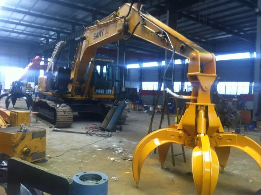 挖掘机油电两用 抓钢机 改装